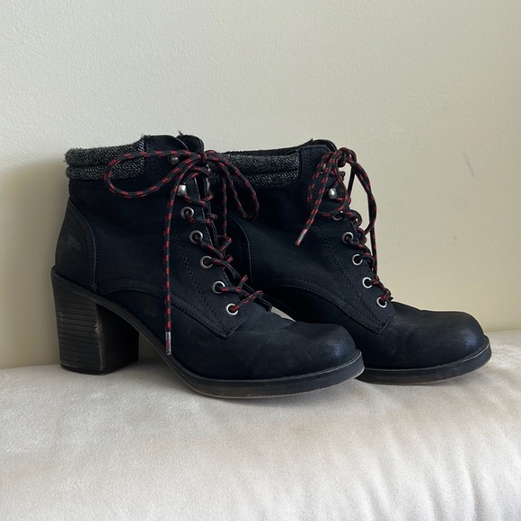 Rocket Dog Somers Saloon Bootie - Picture 1 of 4